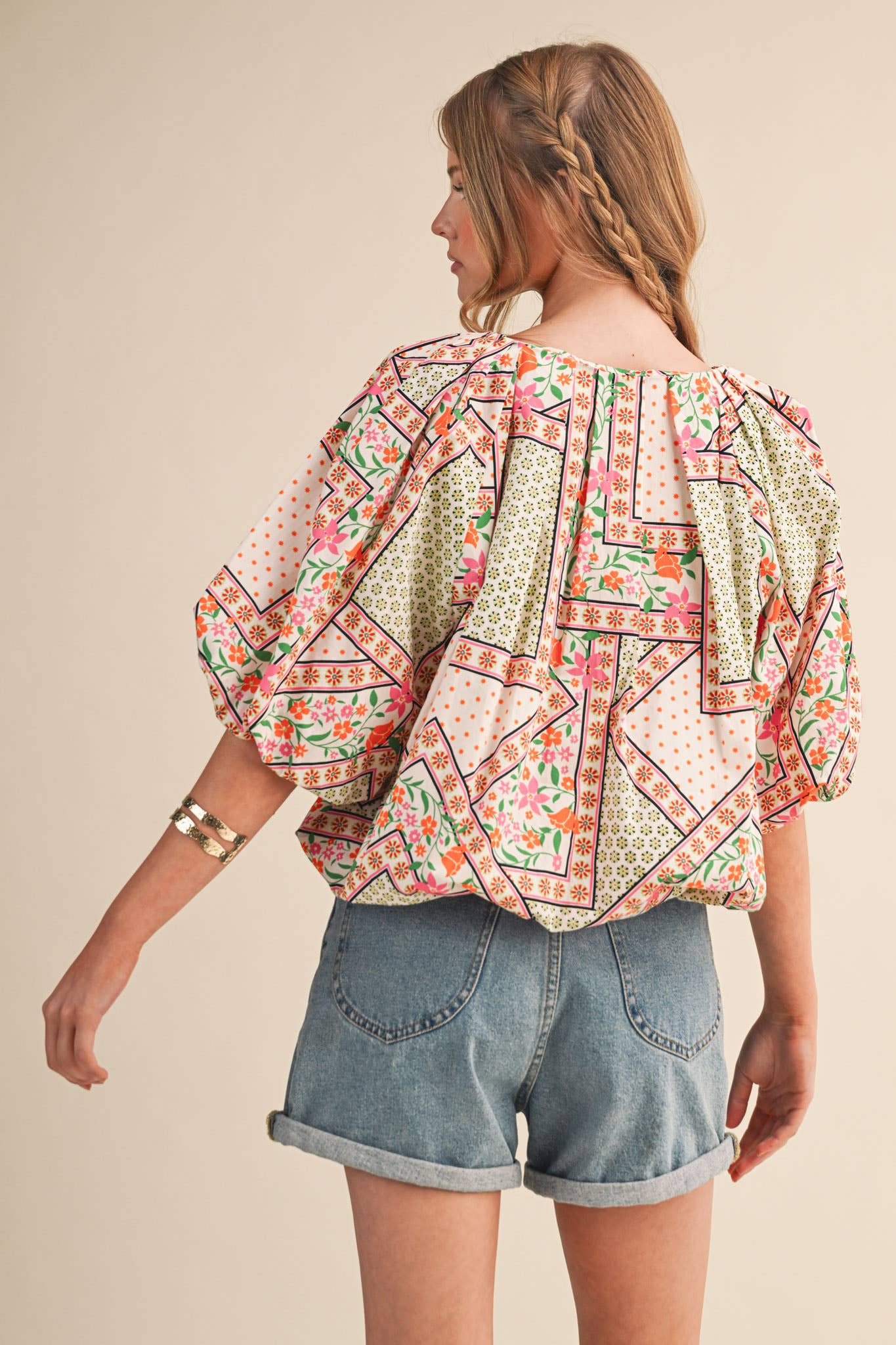 EXCLUSIVE FLORAL PRINT BUBBLE TOP MTP4741: IVORY MULTI FLORAL