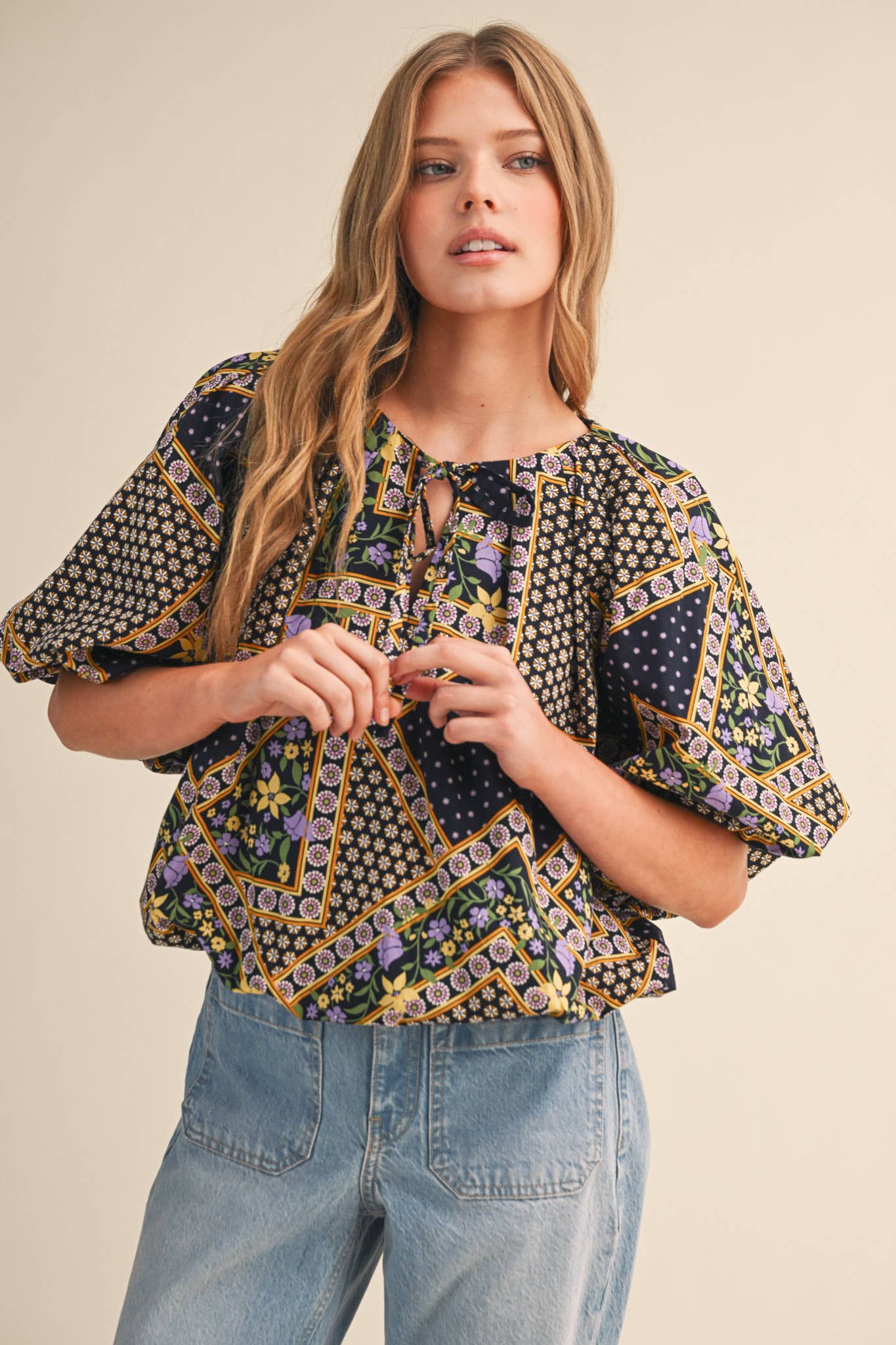 EXCLUSIVE FLORAL PRINT BUBBLE TOP MTP4741: IVORY MULTI FLORAL