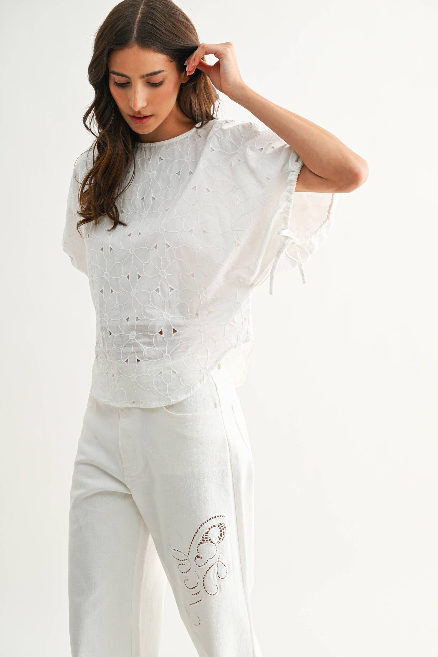 Embroidered White Cotton Blouse: OFF WHITE