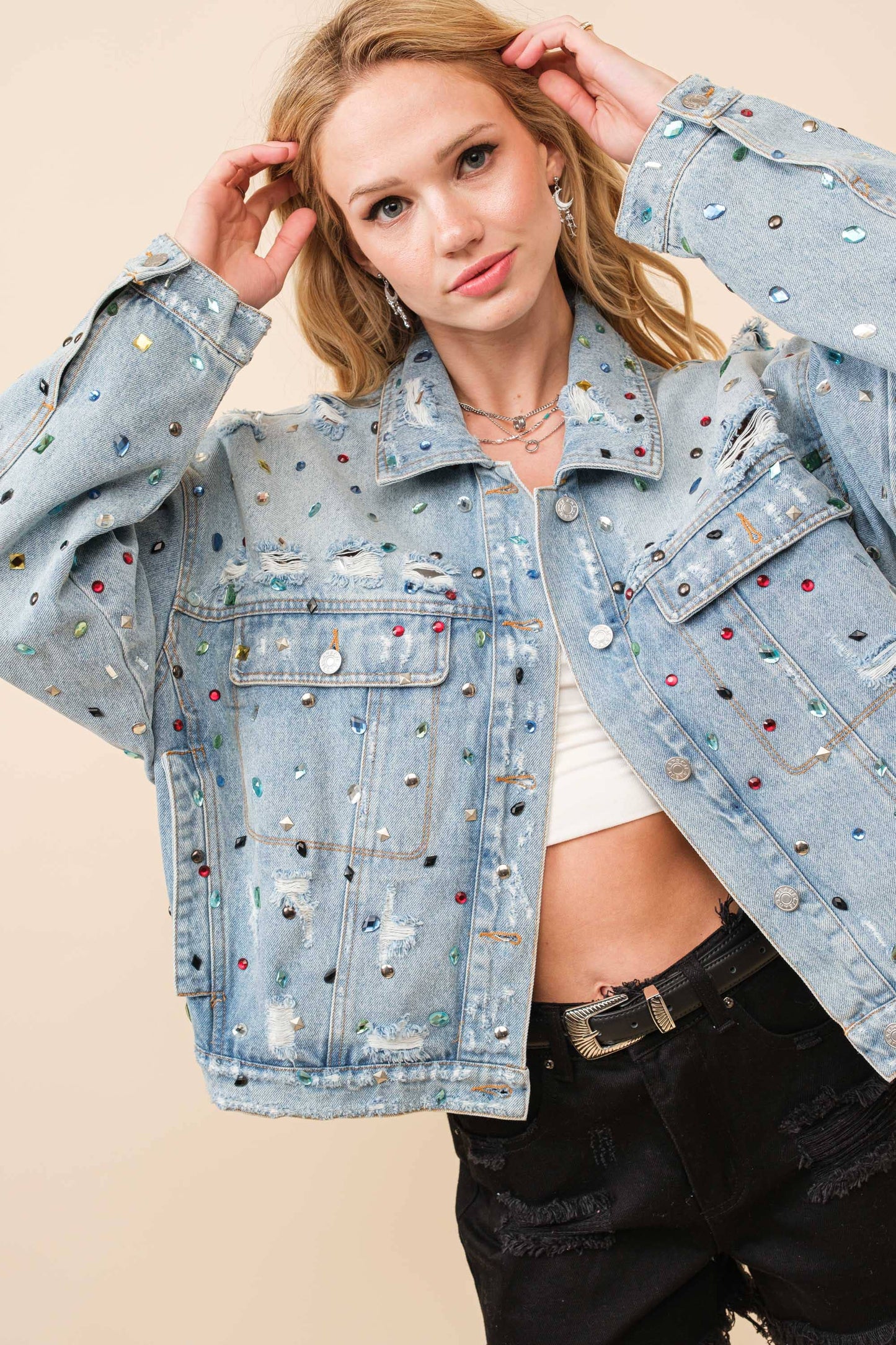 23033J - Distressed Jewel Embellish Stone Denim Jacket: LT WASH