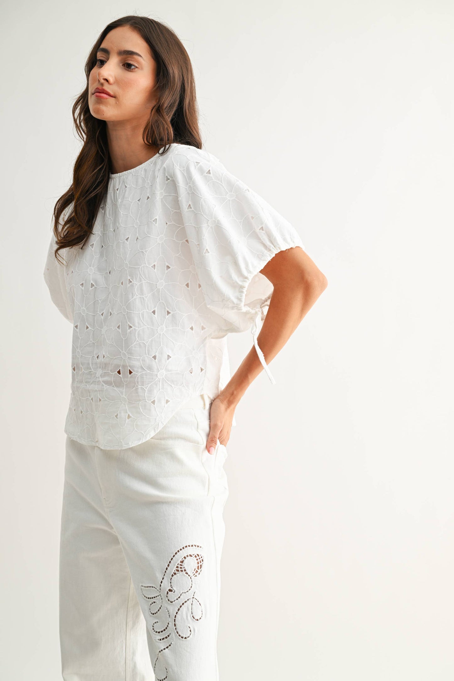 Embroidered White Cotton Blouse: OFF WHITE
