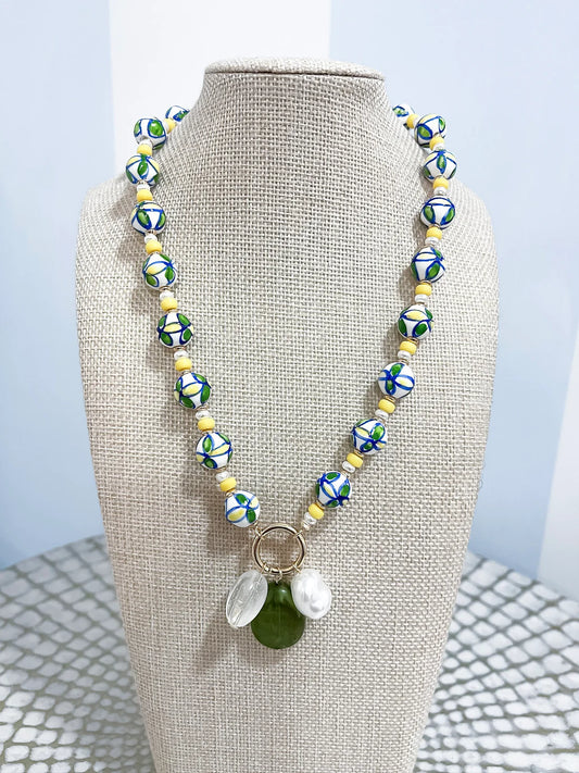 Mosaic Pearl Beaded Necklace - Yellow