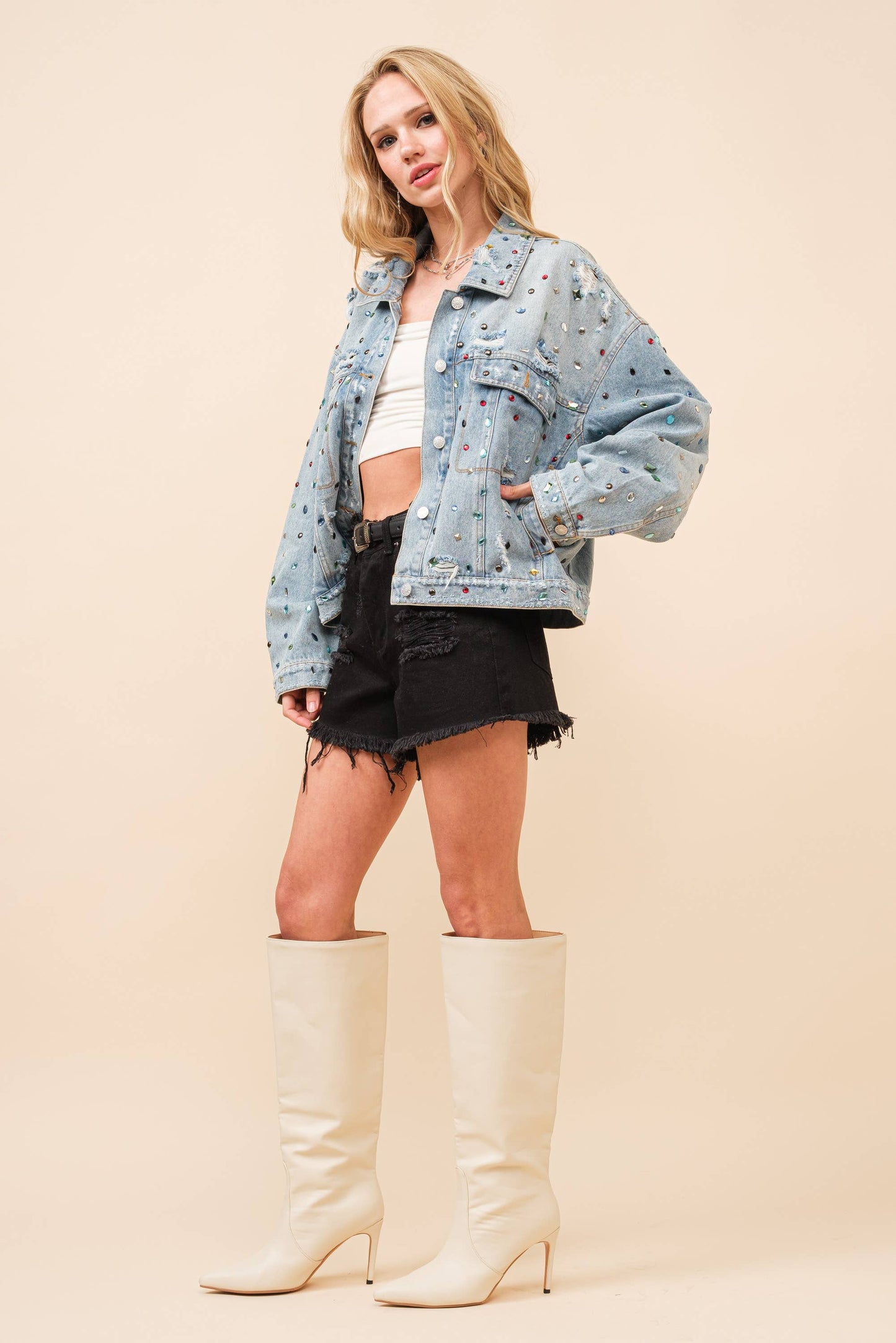 23033J - Distressed Jewel Embellish Stone Denim Jacket: LT WASH
